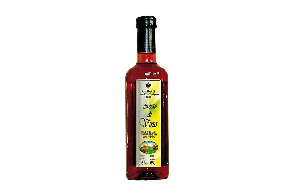 Aceto di vino rosso in bottiglia 